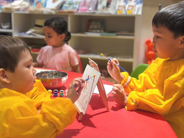 Drop and Shop childcare service Dubai
